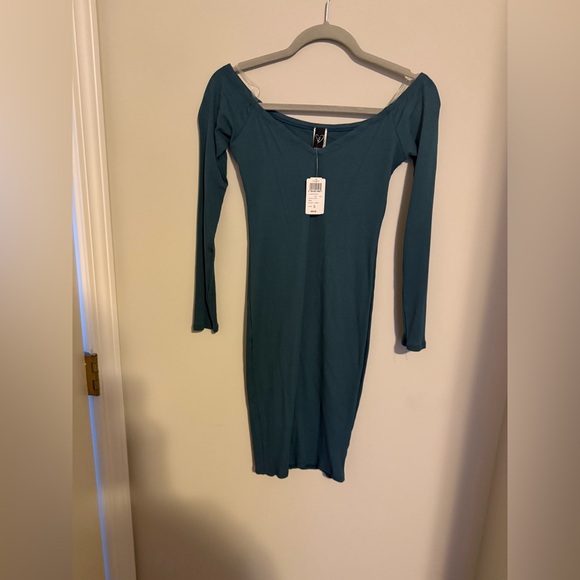 Windsor Dresses & Skirts - Windsor Teal Long Sleeve Dress ribbed knit off the shoulder mini dress NWT